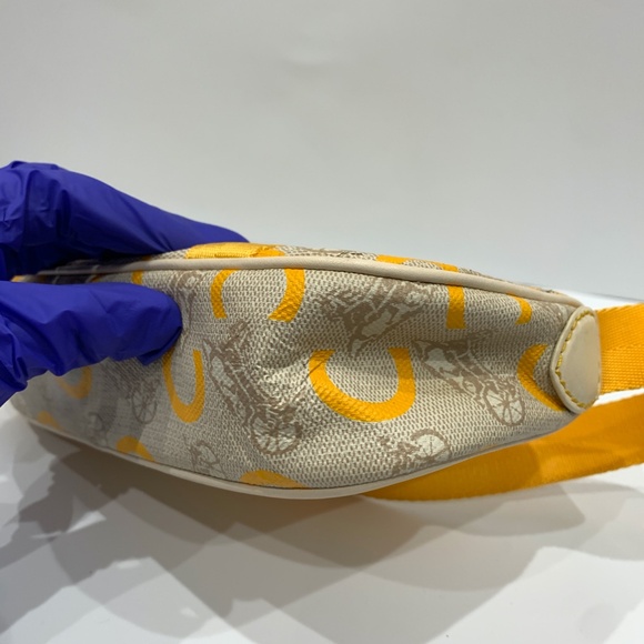 Celine Yellow Beige Carriage Shoulder Bag sku#85546(Gently used,outside peeling) - Picture 5 of 15